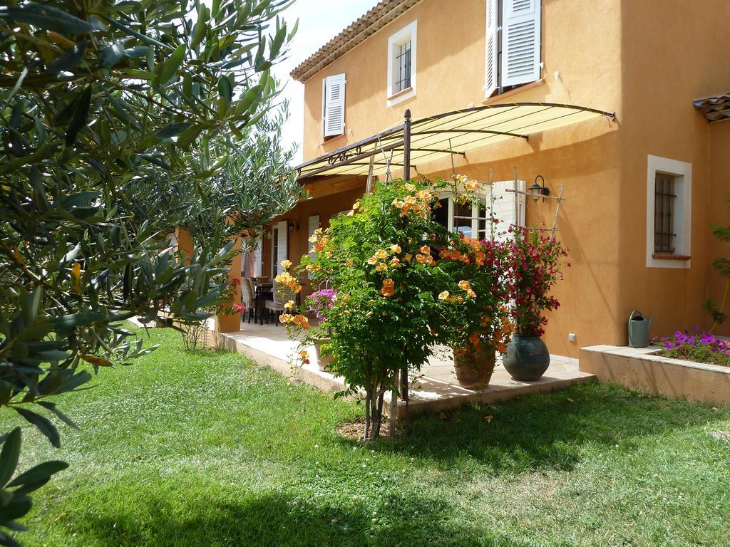 Bed and Breakfast Mas De L'Olivette Cotignac Zewnętrze zdjęcie